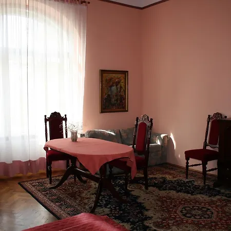 Palac Zelenskich Hotel *