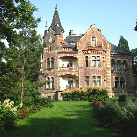 Palac Zelenskich Hotel *