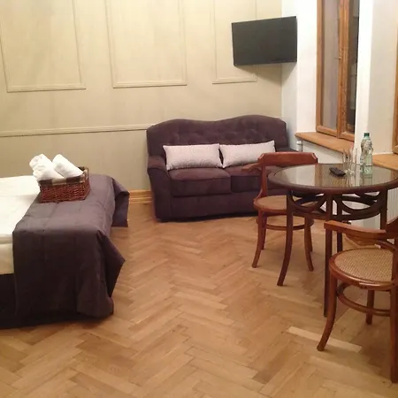 Palac Zelenskich Hotel