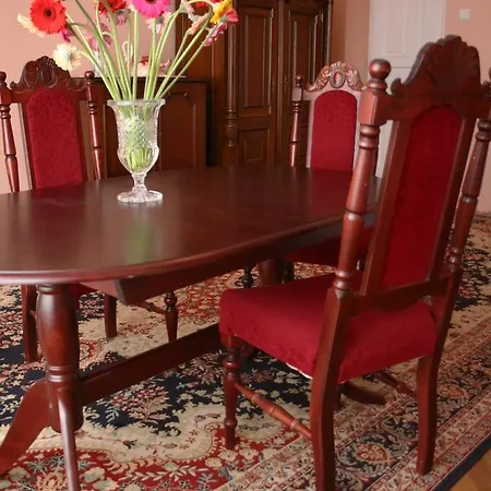Palac Zelenskich Hotel Klaj